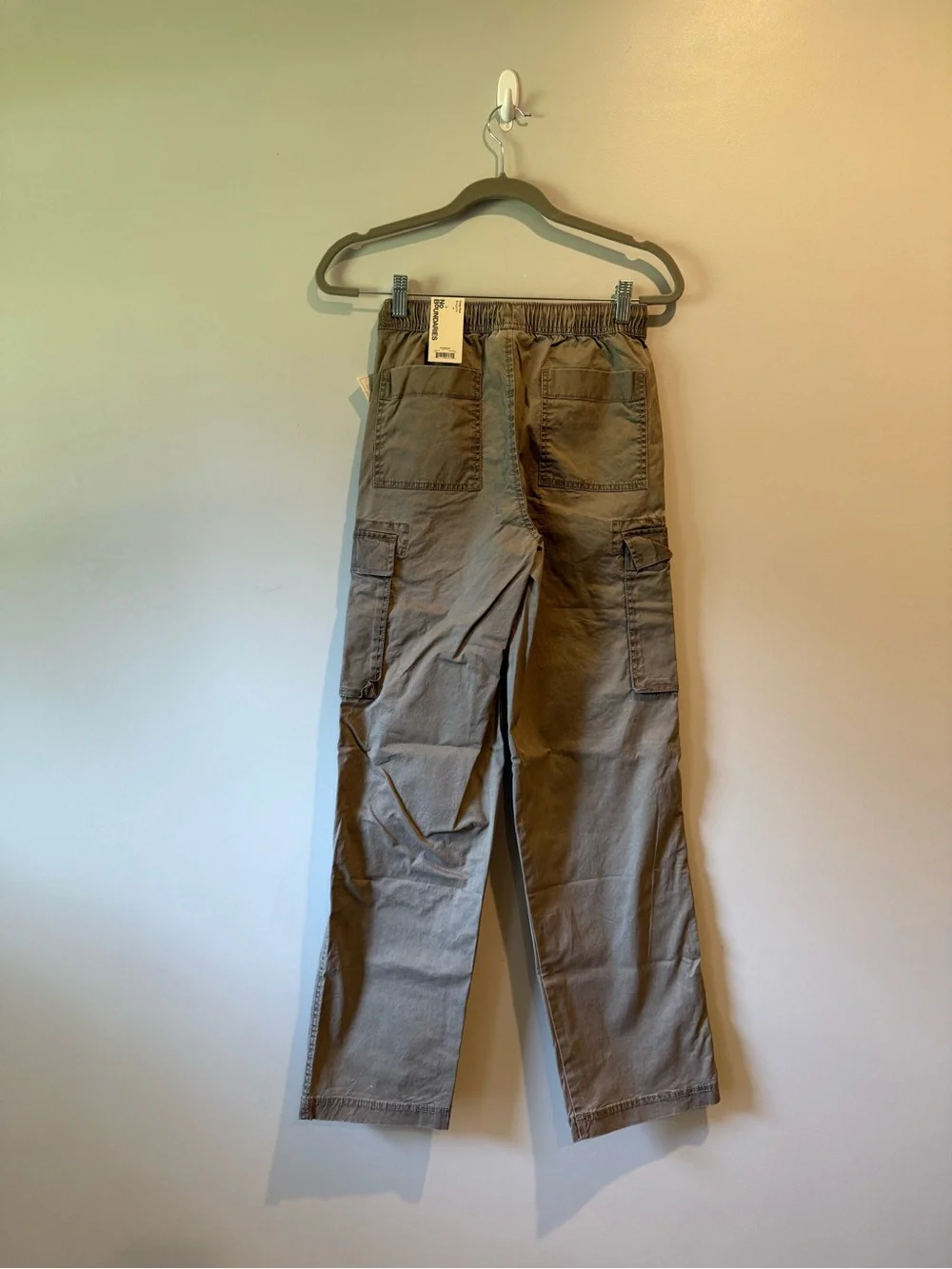 Men’s ’No Boundaries’ cargo pants